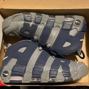 NIKE AIR MORE UPTEMPO ‘96 MENS SIZE 9